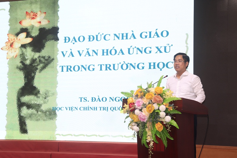 Chương Mỹ tổ chức tập huấn cho gần 650 viên chức các đơn vị sự nghiệp giáo dục công lập tham gia tập huấn kỹ năng giao tiếp hành chính và đạo đức công vụ